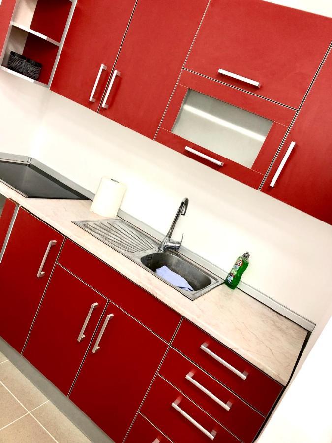 Apartment Tesla Pancevo Bagian luar foto