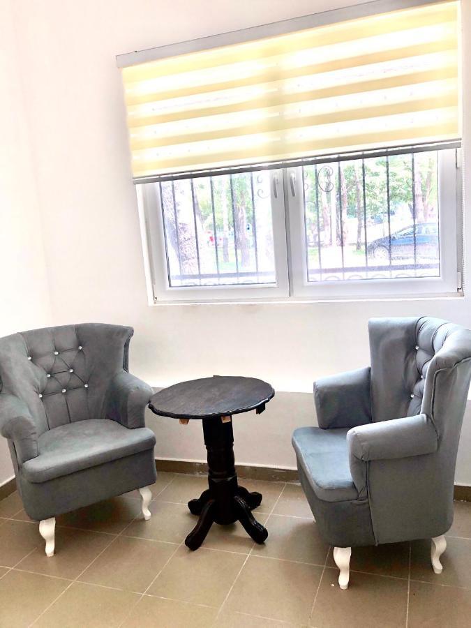 Apartment Tesla Pancevo Bagian luar foto